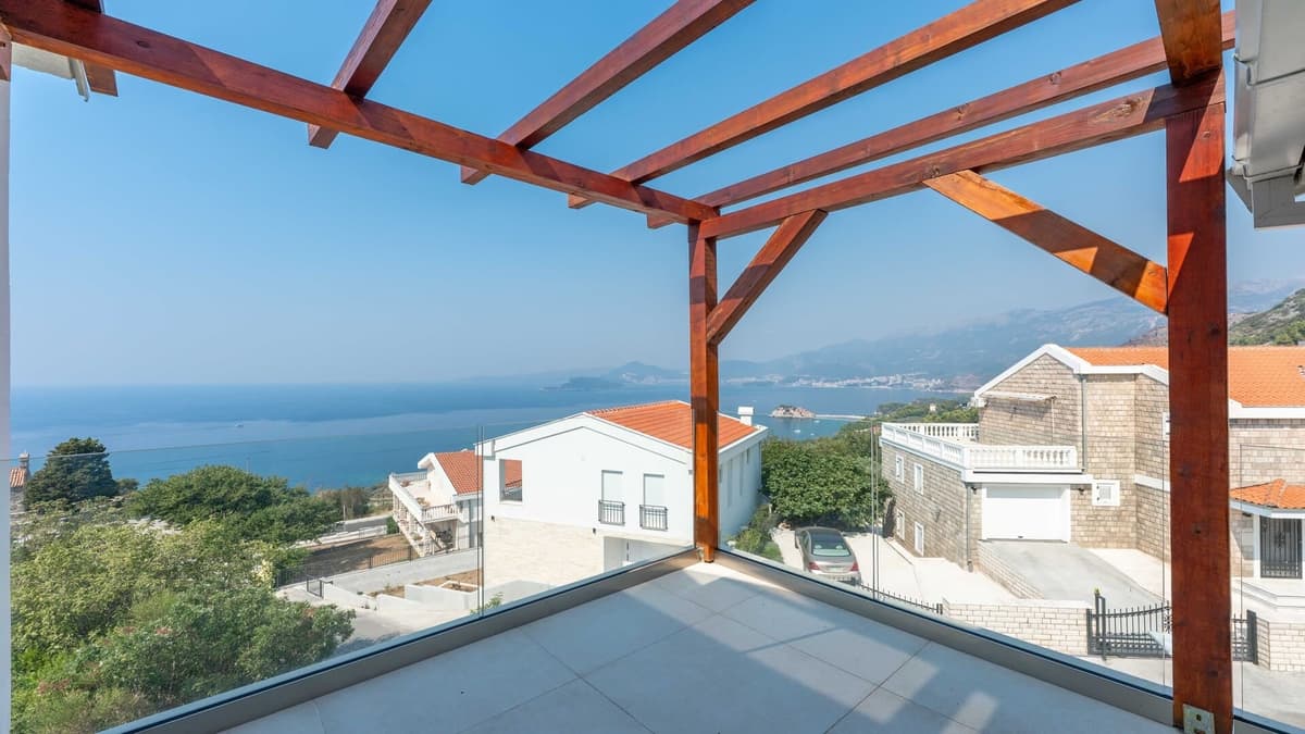 Tudorovici Three-bedroom villa with swimming pool, Budva, Tudorovici — photo 11 of 17