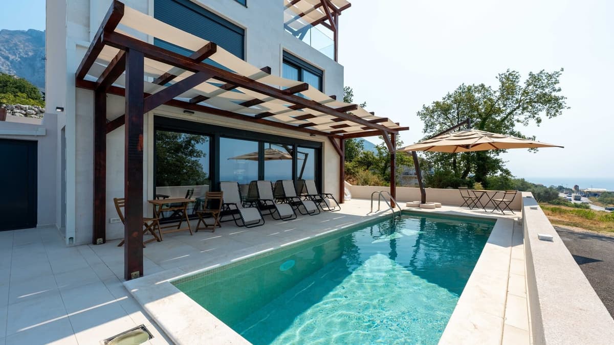 Tudorovici Three-bedroom villa with swimming pool, Budva, Tudorovici — photo 12 of 17