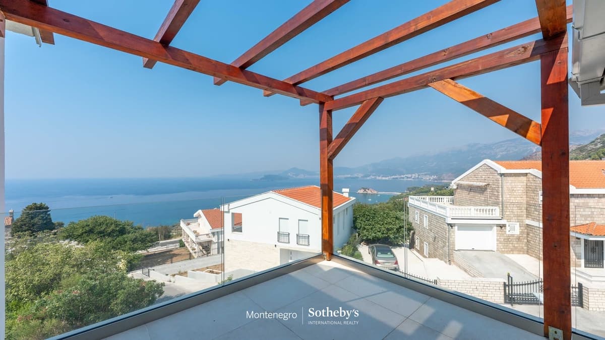 Tudorovici'de havuzlu üç yatak odalı villa, Budva, Tudorovići — 17 fotoğraftan 11.