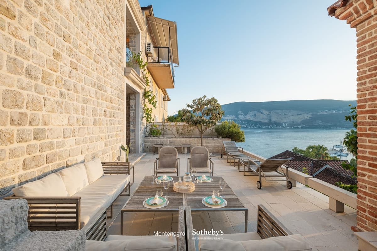 Signature Historical Stone Villa, هرسك نوفي، المدينة القديمة — صورة 9 من 36