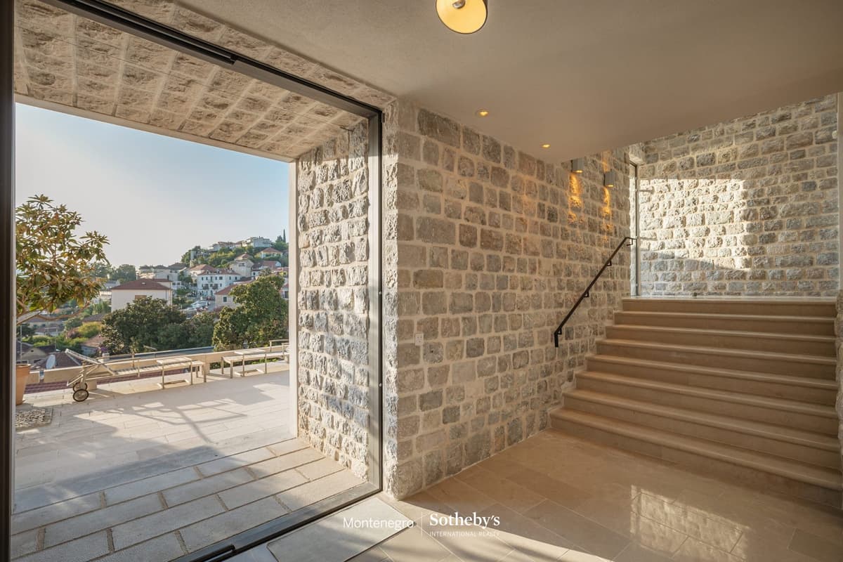 Signature Historical Stone Villa, هرسك نوفي، المدينة القديمة — صورة 19 من 36