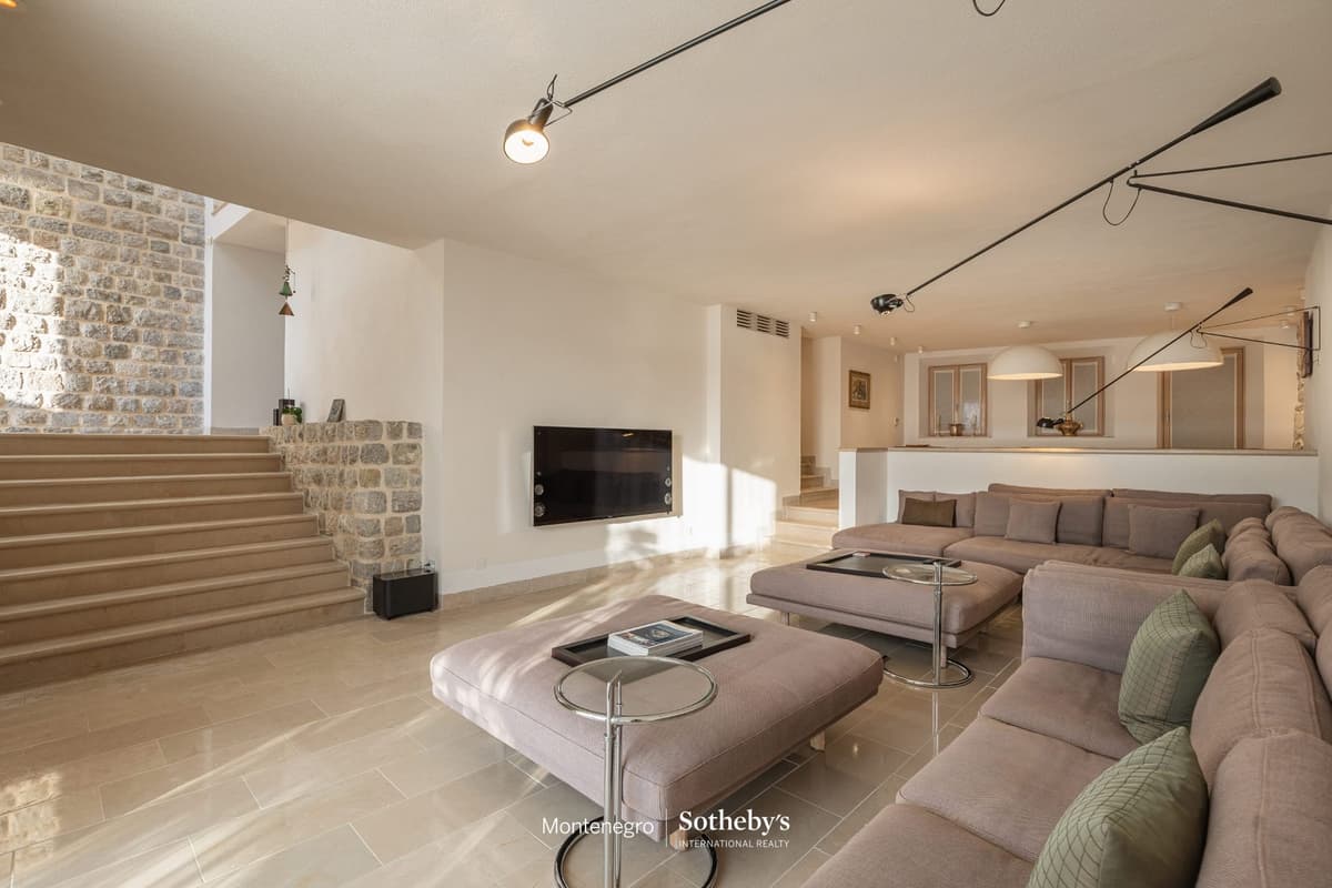 Signature Historical Stone Villa, هرسك نوفي، المدينة القديمة — صورة 15 من 36