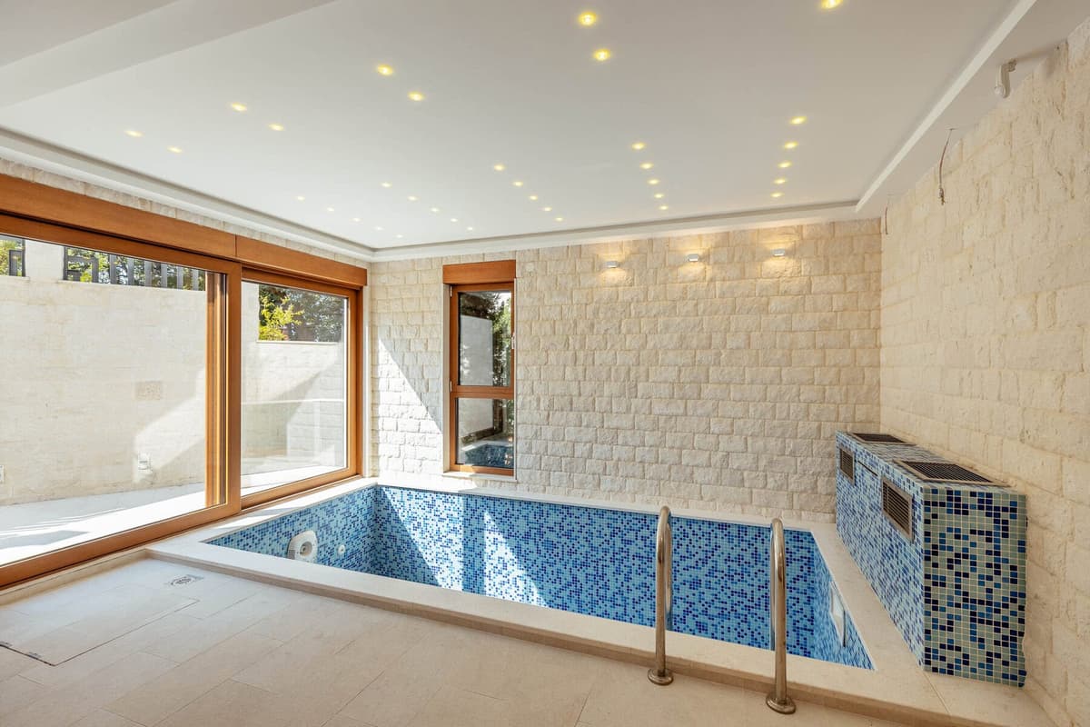 Perazica Do'da Denize Sıfır Villa, Budva, Perazica Do — 40 fotoğraftan 18.