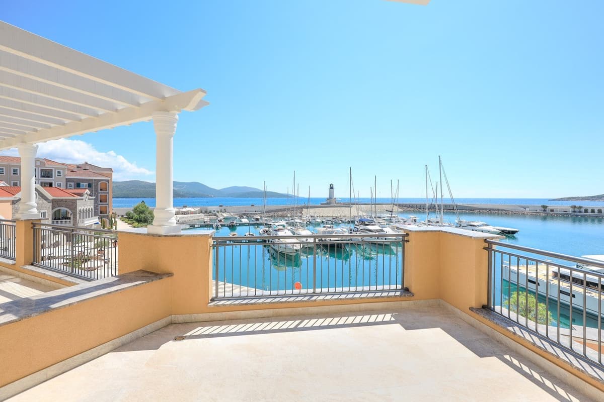 Продажа квартиры Kamelia I | Lustica Bay, Тиват, залив Луштица — фото 2 из 15