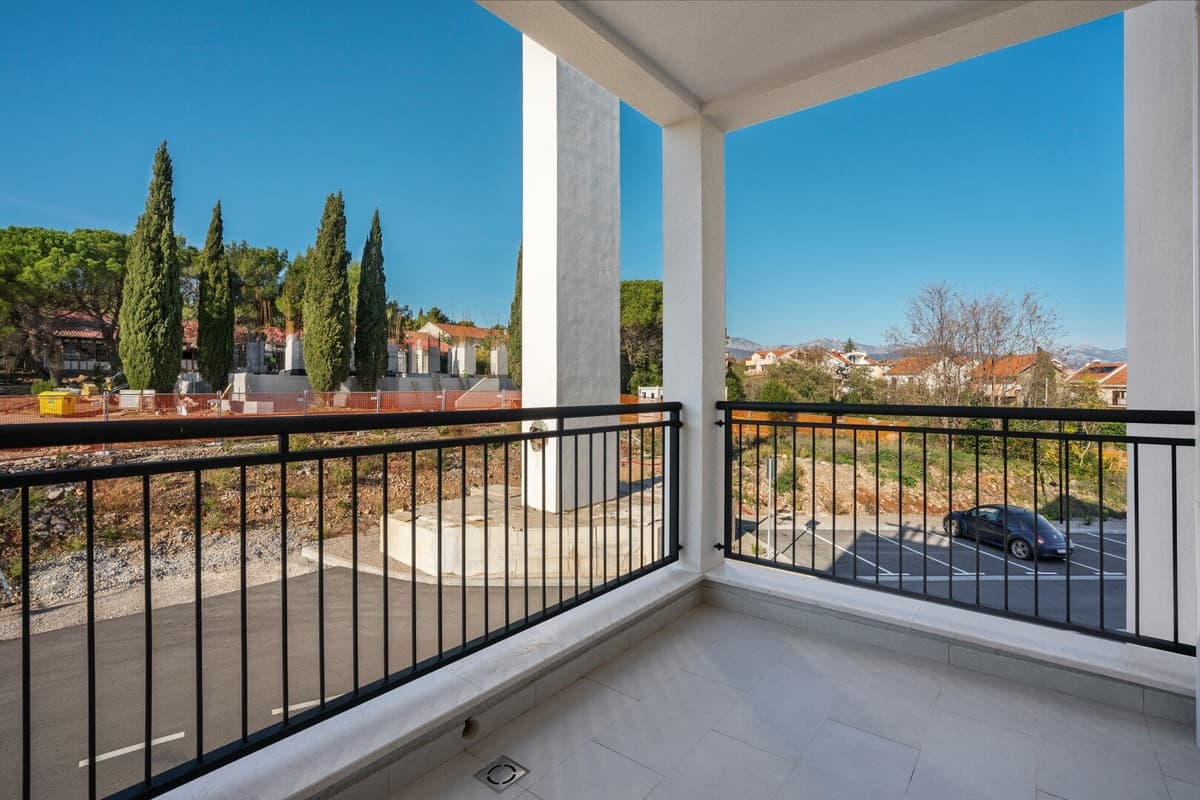 Centrale Daire, Lustica Körfezi, Tivat, Lustica Bay — 13 fotoğraftan 11.