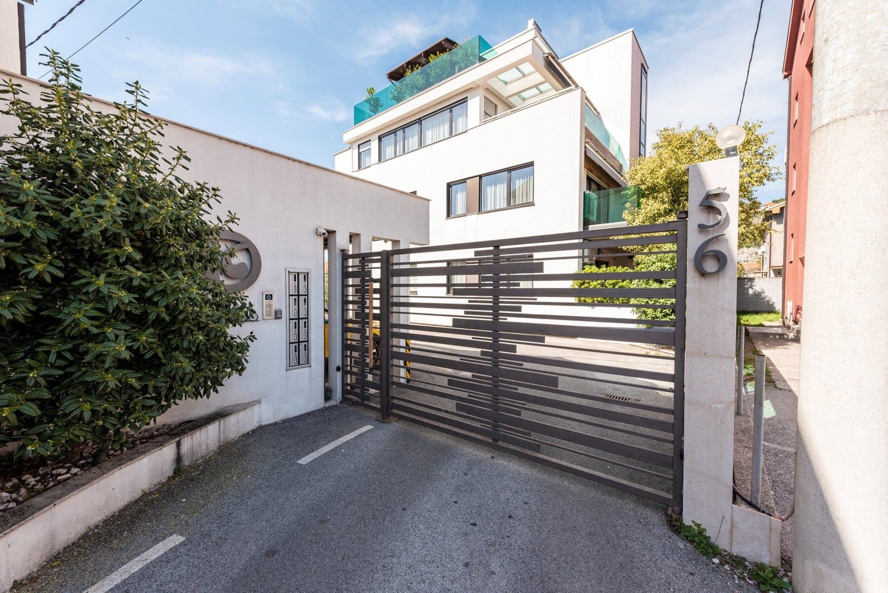 Podgorica 3bdr Dubleks Daire, Podgorica, Dalmatinska Caddesi — 41 fotoğraftan 1.