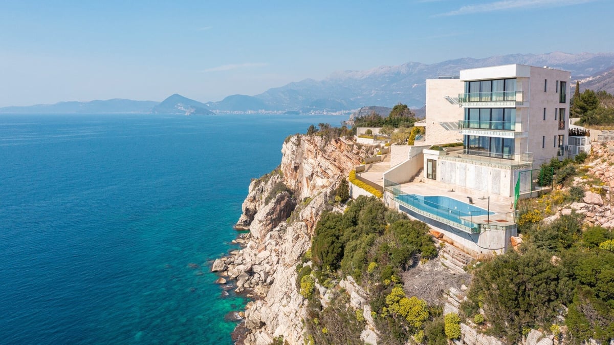 Апартаменты Skocidjevojka Cliffside | Черногория Недвижимость, Будва, Скочиджевойка
