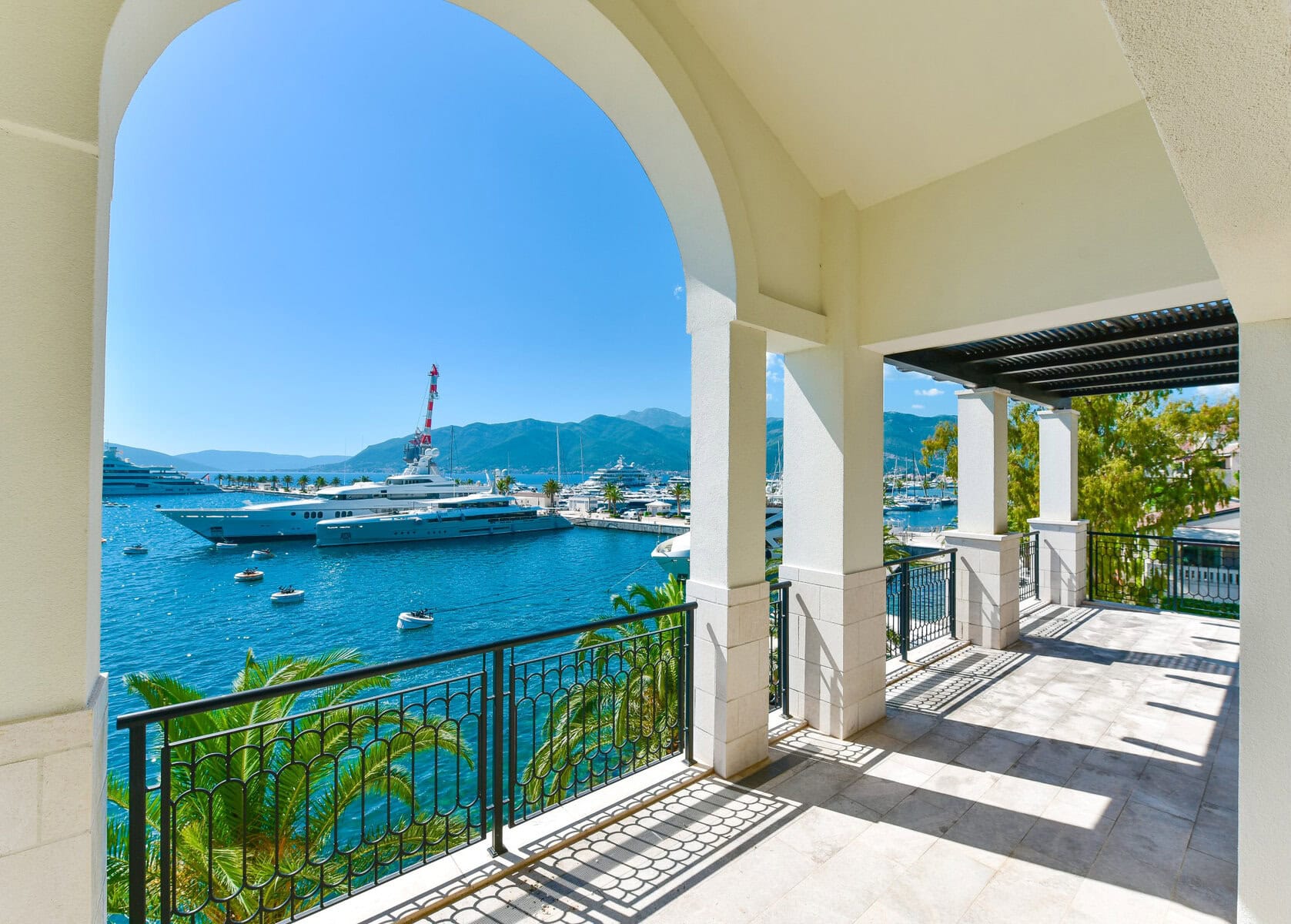 Stan sa tri spavaće sobe na obali, Porto Montenegro, Tivat, Porto Montenegro