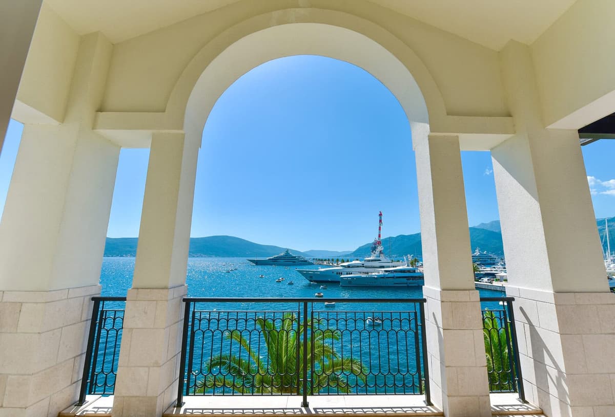 Stan sa tri spavaće sobe na obali, Porto Montenegro, Tivat, Porto Montenegro — fotografija 17 od 20