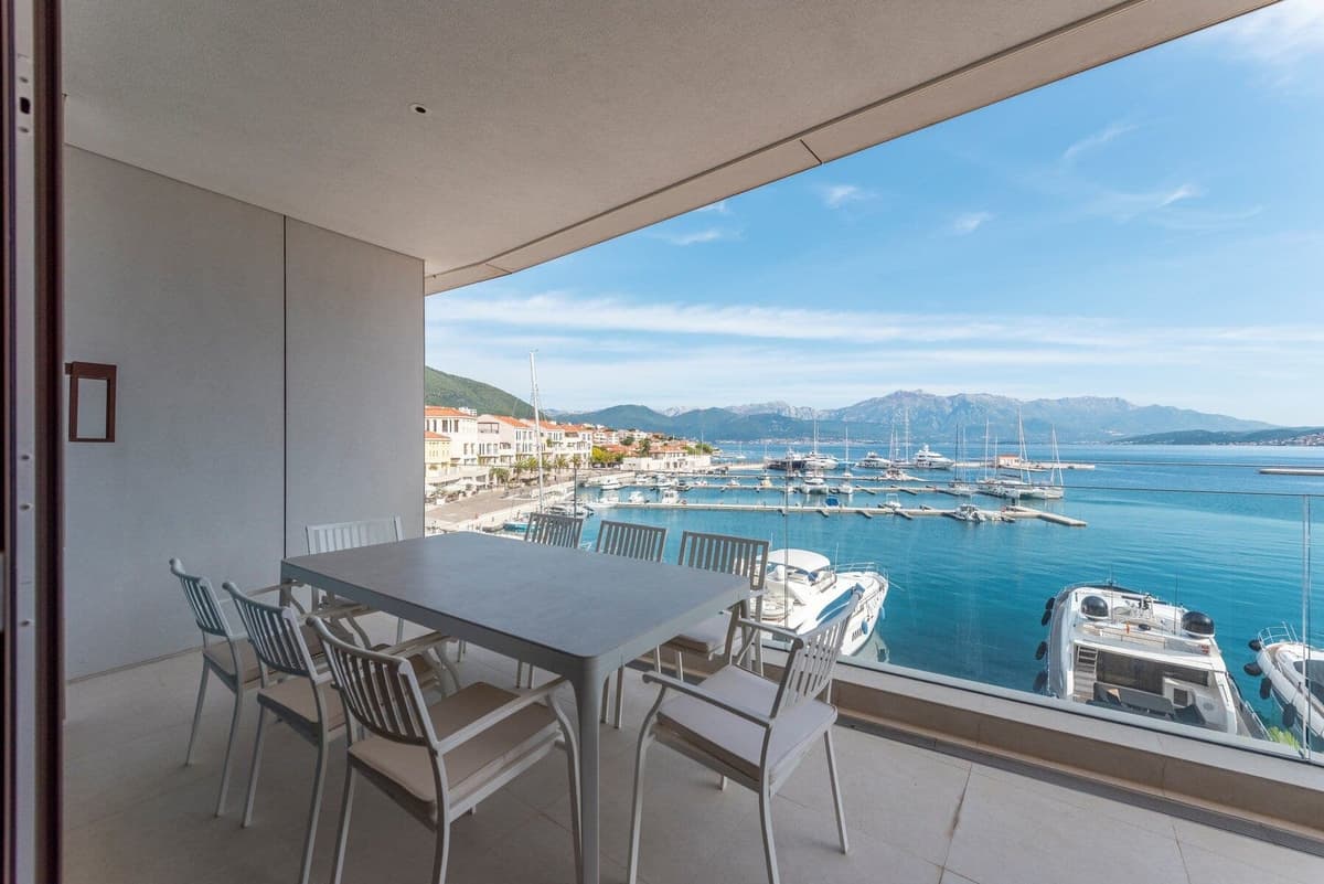 Portonovi 3bdr Waterfront Daire, Herceg Novi, Portonovi — 23 fotoğraftan 2.