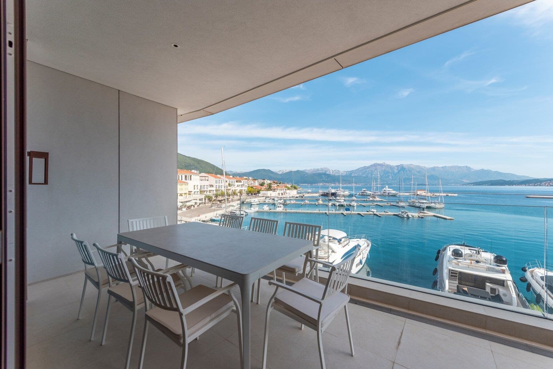 Portonovi 3bdr Waterfront Daire, Herceg Novi, Portonovi — 23 fotoğraftan 2.