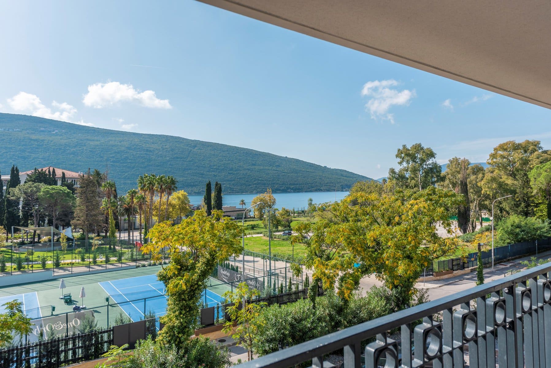 Stan sa 3 spavaće sobe u Kumboru, Herceg Novi, Kumbor