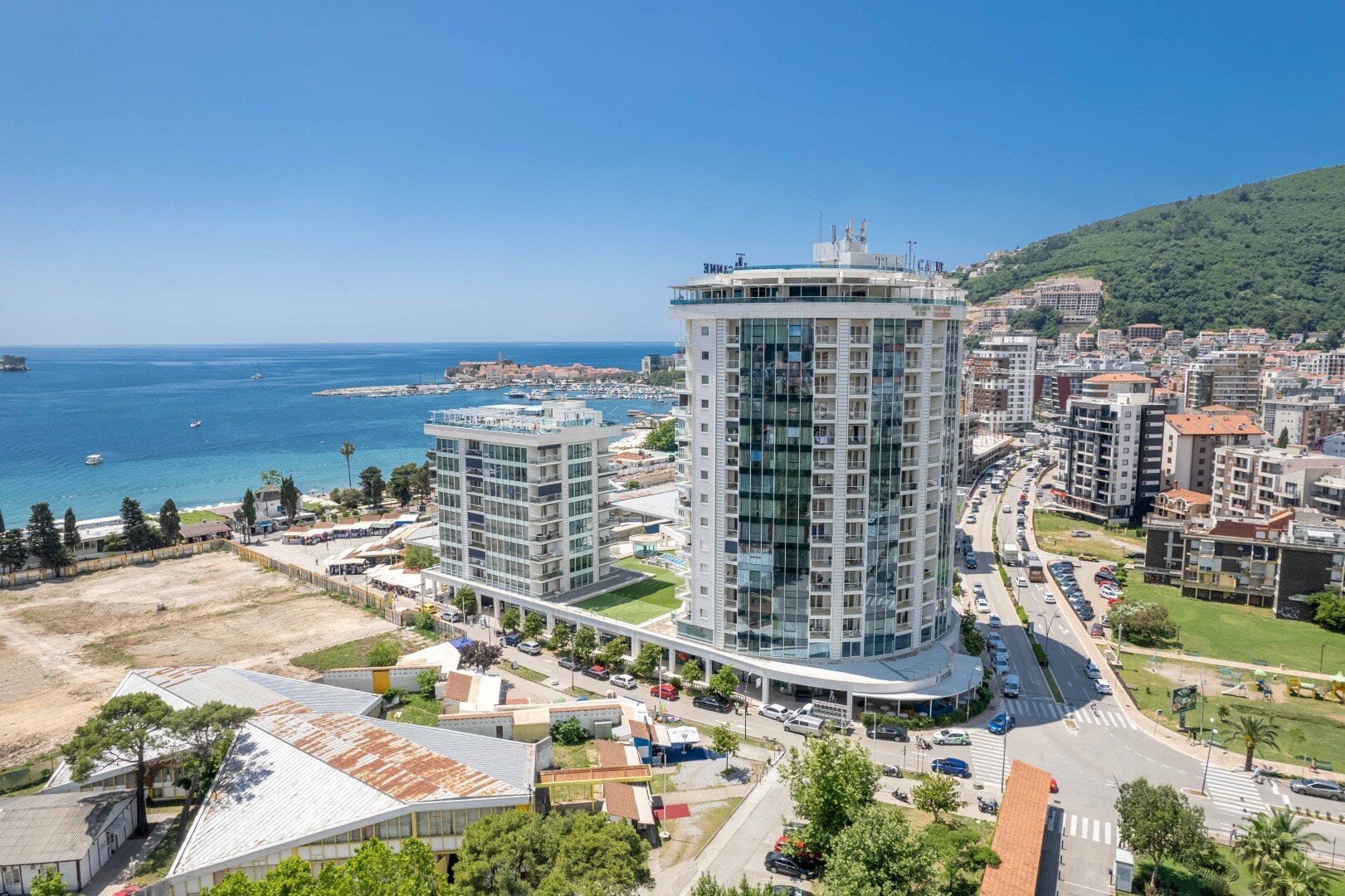 Tre Canne 2bdr Sea-view Apartment, Budva, Tre Canne