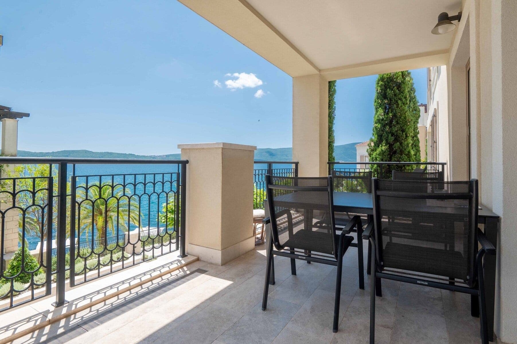 Ksenija 1bdr Daire, Tivat, Porto Montenegro — 16 fotoğraftan 2.