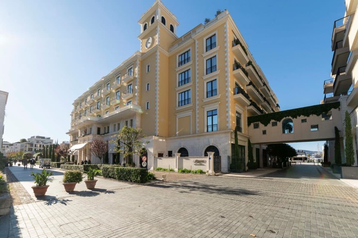 Aqua 2 yatak odalı Waterfront Daire, Tivat, Porto Montenegro — 17 fotoğraftan 3.
