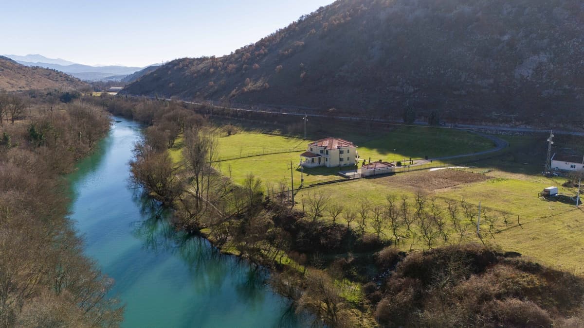 Семейная вилла Riverside, Подгорица, Велье Брдо — фото 18 из 19