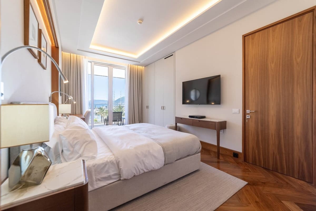 Elena 3bdr Deniz Manzaralı Daire, Tivat, Porto Montenegro — 23 fotoğraftan 18.