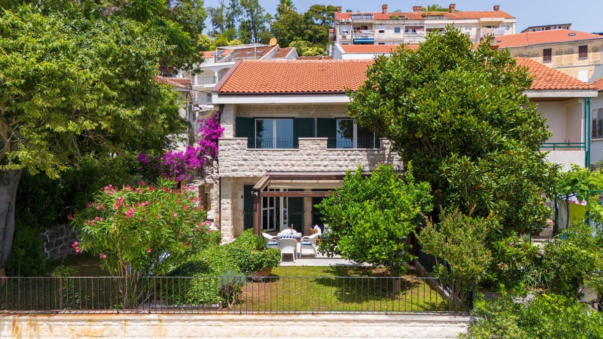 Deniz kenarında ev, Savina, Herceg Novi, Savina — 19 fotoğraftan 4.