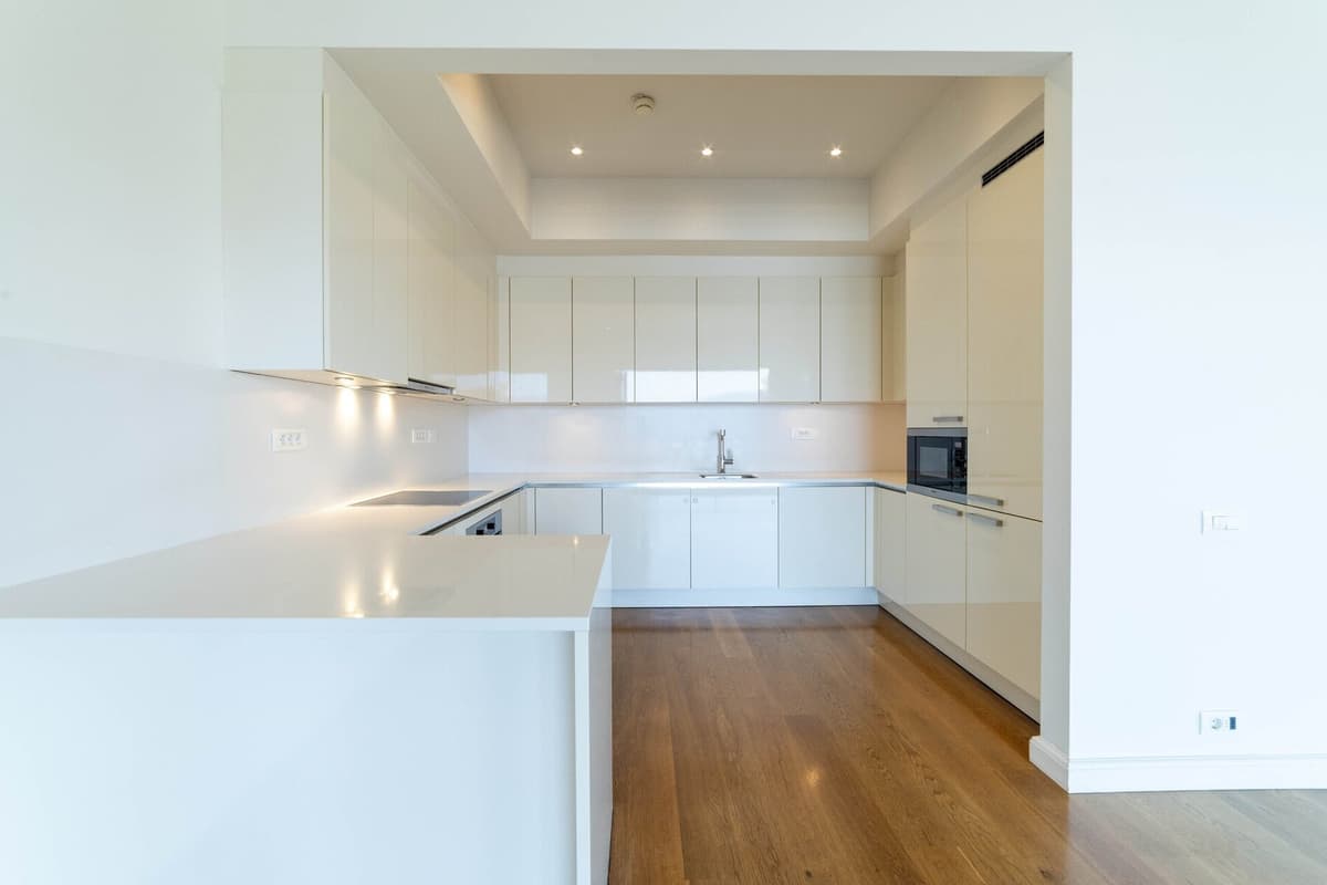 Tara 3bdr Waterfront Daire, Tivat, Porto Montenegro — 23 fotoğraftan 11.
