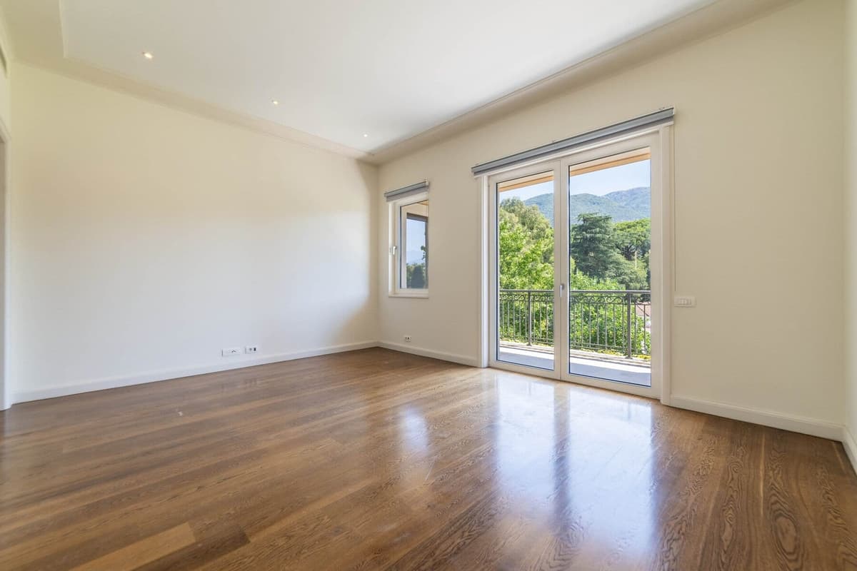 Tara 3bdr Waterfront Daire, Tivat, Porto Montenegro — 23 fotoğraftan 14.