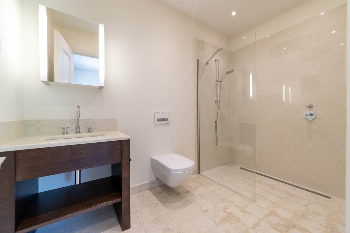 Tara 3bdr Waterfront Daire, Tivat, Porto Montenegro — 23 fotoğraftan 18.