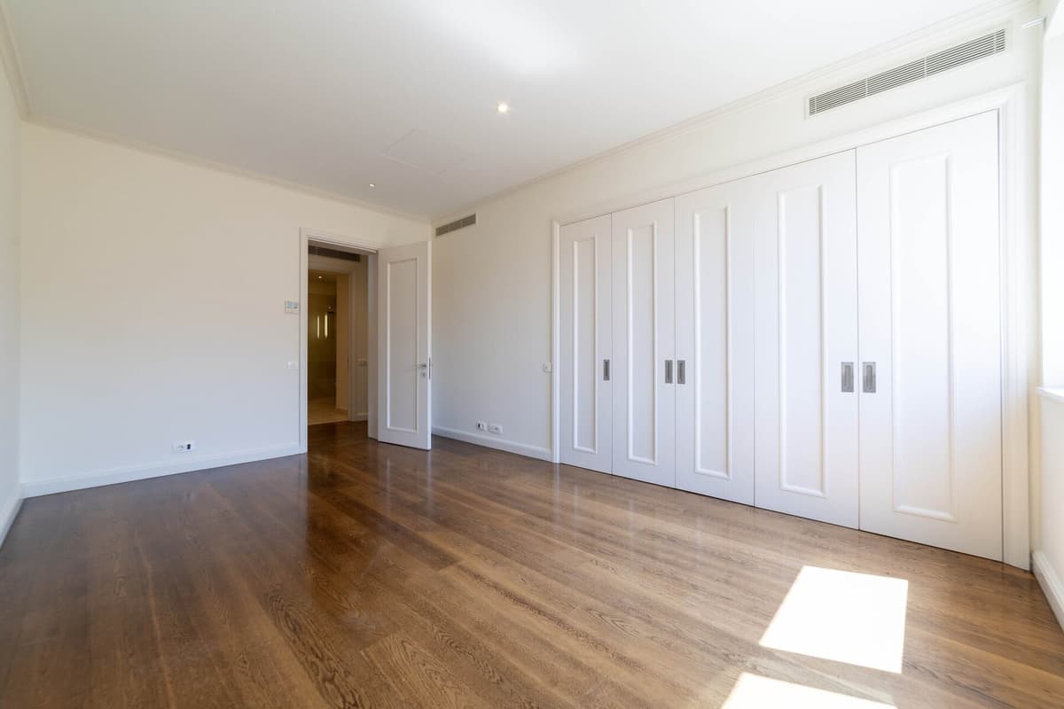 Tara 3bdr Waterfront Daire, Tivat, Porto Montenegro — 23 fotoğraftan 20.