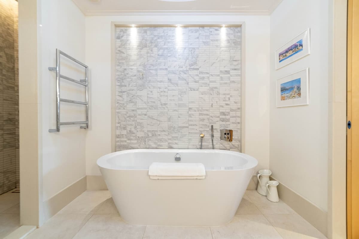 Двухкомнатная квартира, здание Aqua, Тиват, Порто Черногория — фото 14 из 14