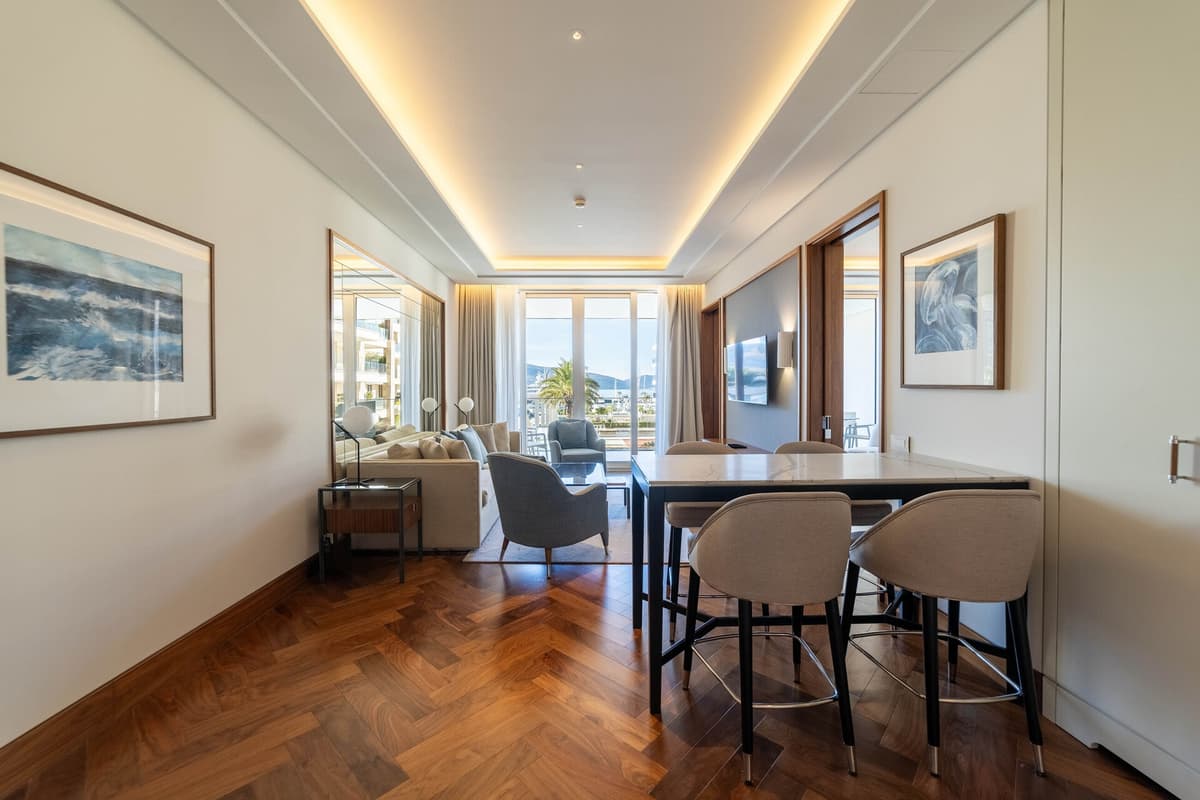 Elena Deniz Manzaralı 1bdr Daire, Tivat, Porto Montenegro — 18 fotoğraftan 8.