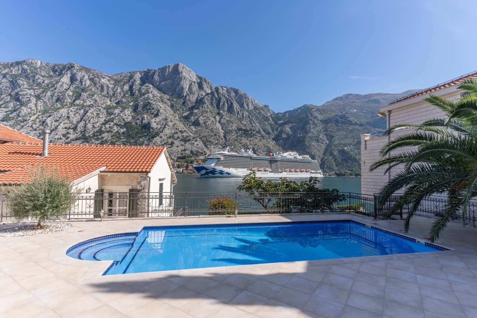 Deniz kenarında villa, Muo, Kotor, Muo