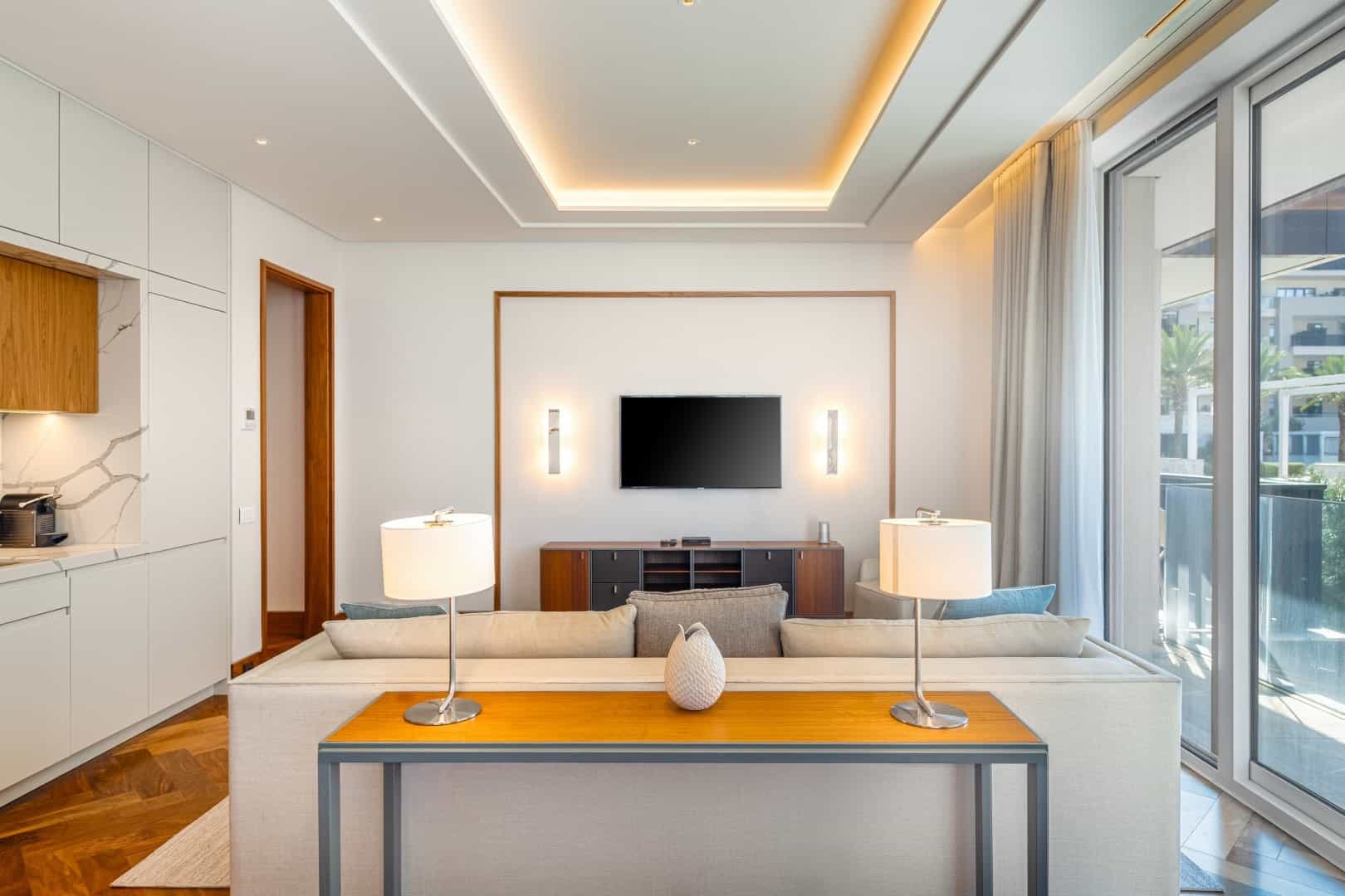 Kiralık lüks tek yatak odalı daire Elena, Tivat, Porto Montenegro — 14 fotoğraftan 2.