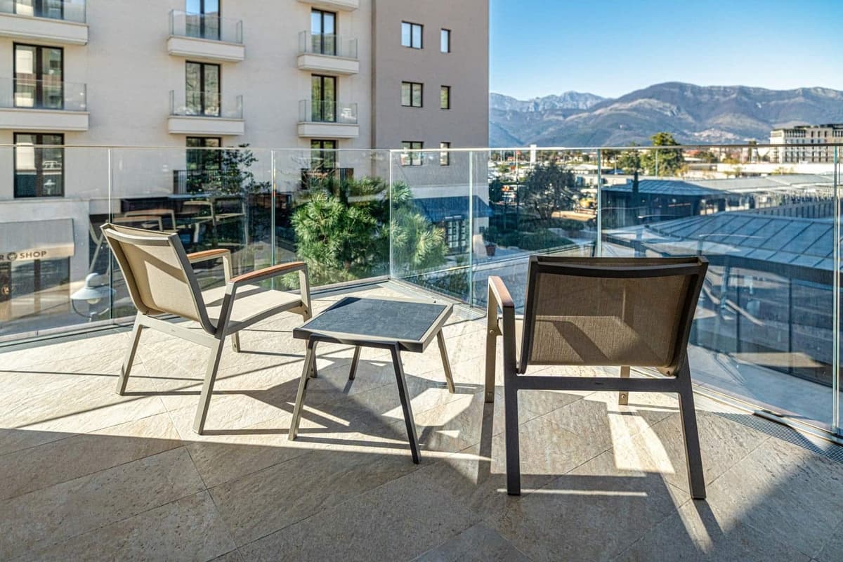 Kiralık lüks tek yatak odalı daire Elena, Tivat, Porto Montenegro — 14 fotoğraftan 11.