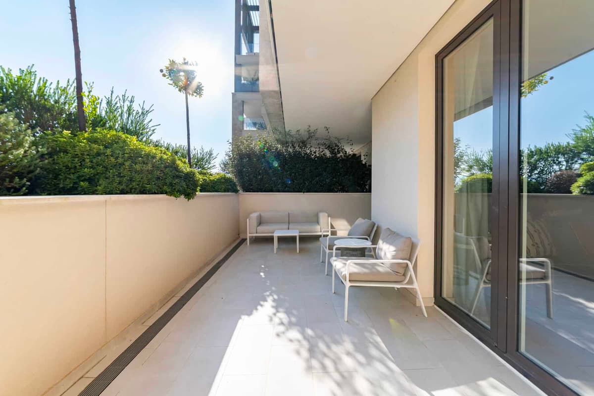 Baia 1bdr Havuz Kenarı Daire, Tivat, Porto Montenegro — 13 fotoğraftan 13.