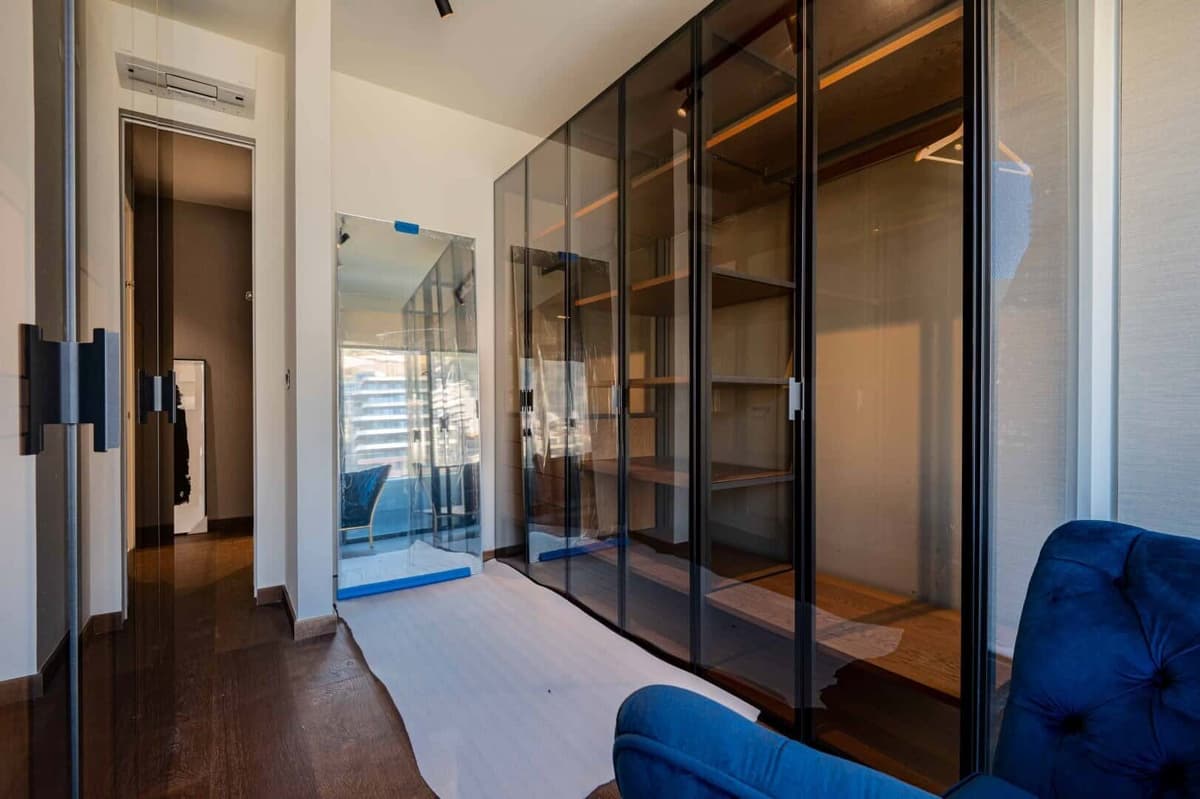 Дизайнерские апартаменты Royal Gardens 2bdr, Будва, Королевские сады — фото 10 из 19