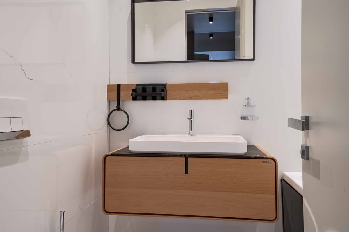 Дизайнерские апартаменты Royal Gardens 2bdr, Будва, Королевские сады — фото 14 из 19