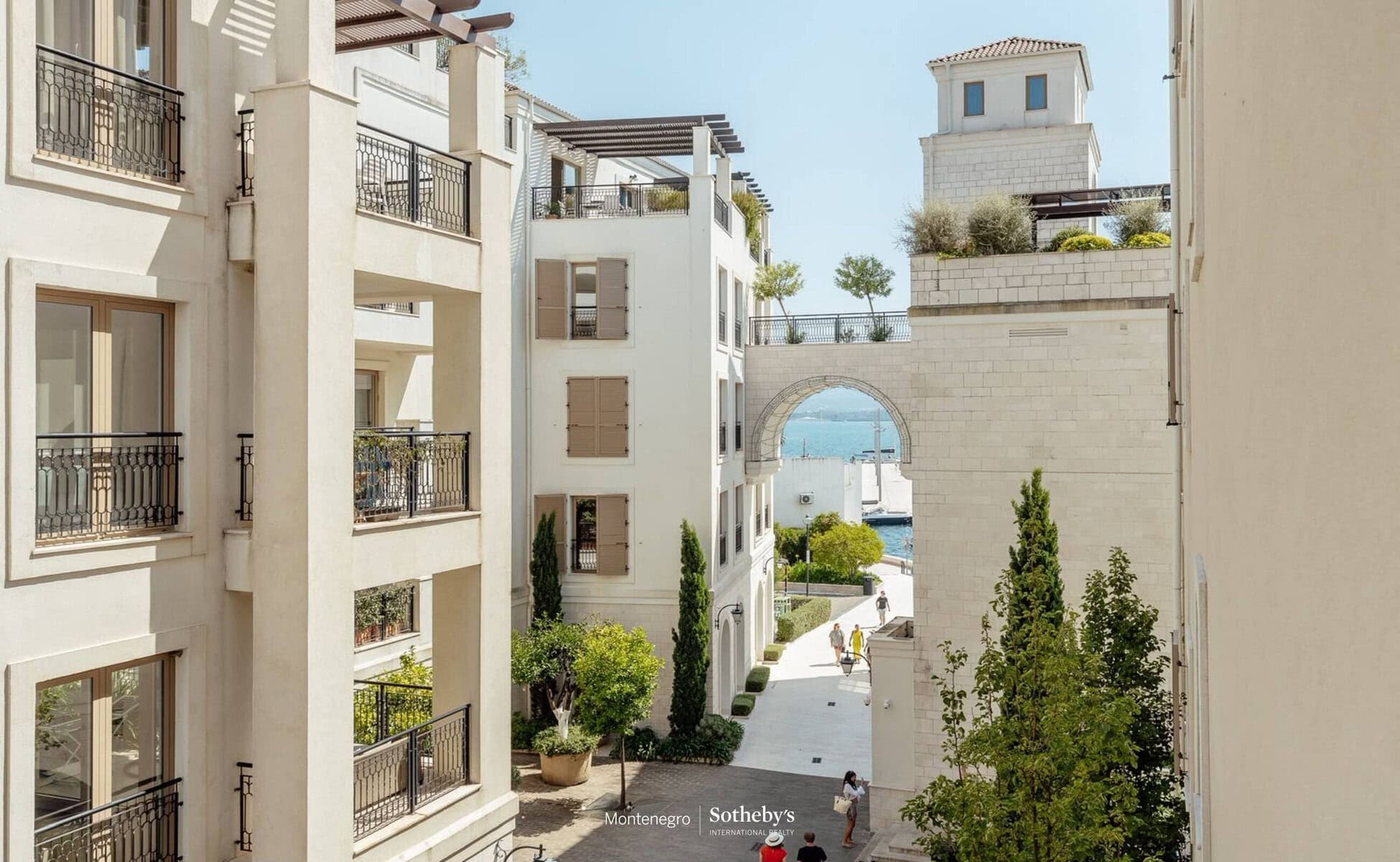 Ksenija binasında kiralık tek yatak odalı daire, Tivat, Porto Montenegro — 19 fotoğraftan 19.