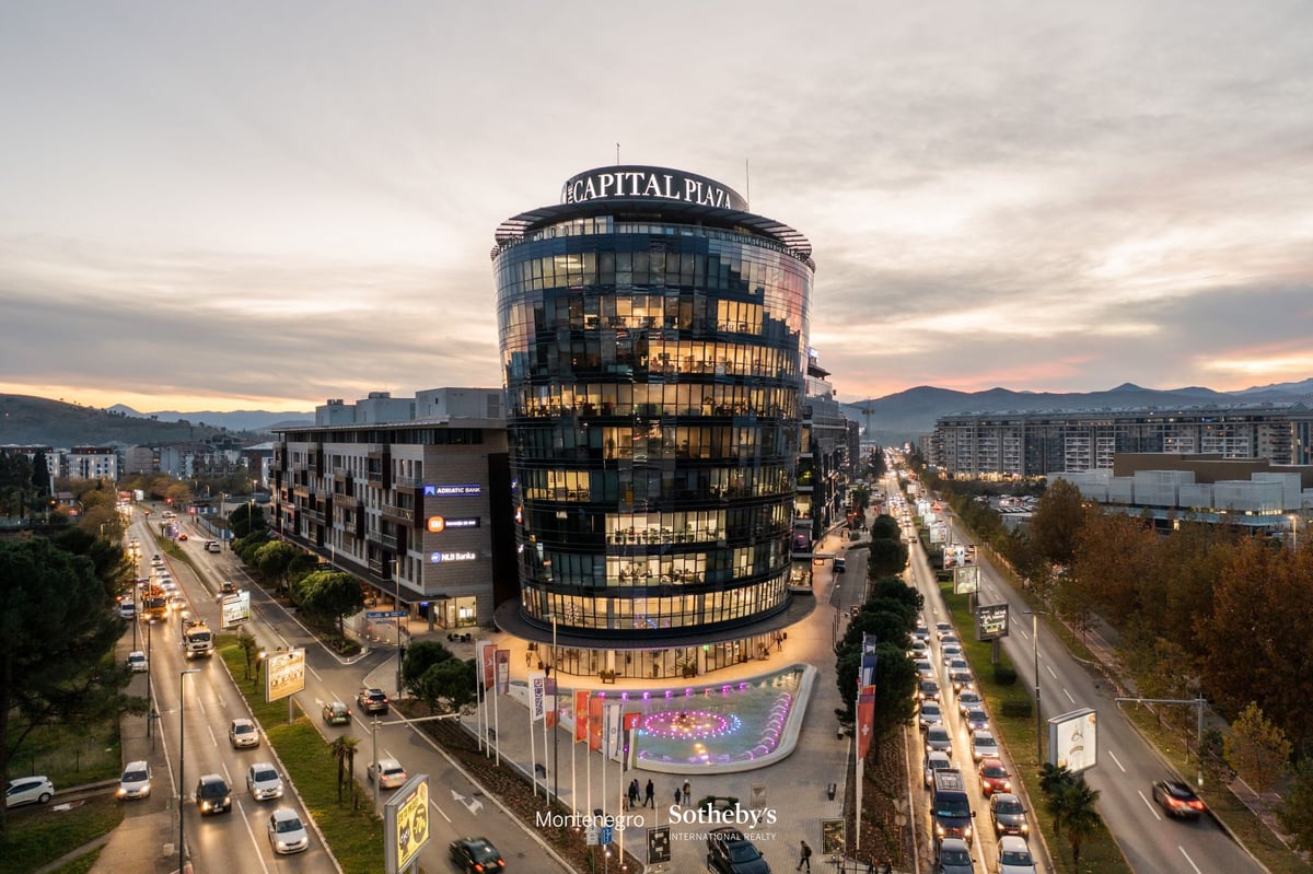 Аренда двухкомнатной квартиры в Capital Plaza, Подгорица, Столичная площадь