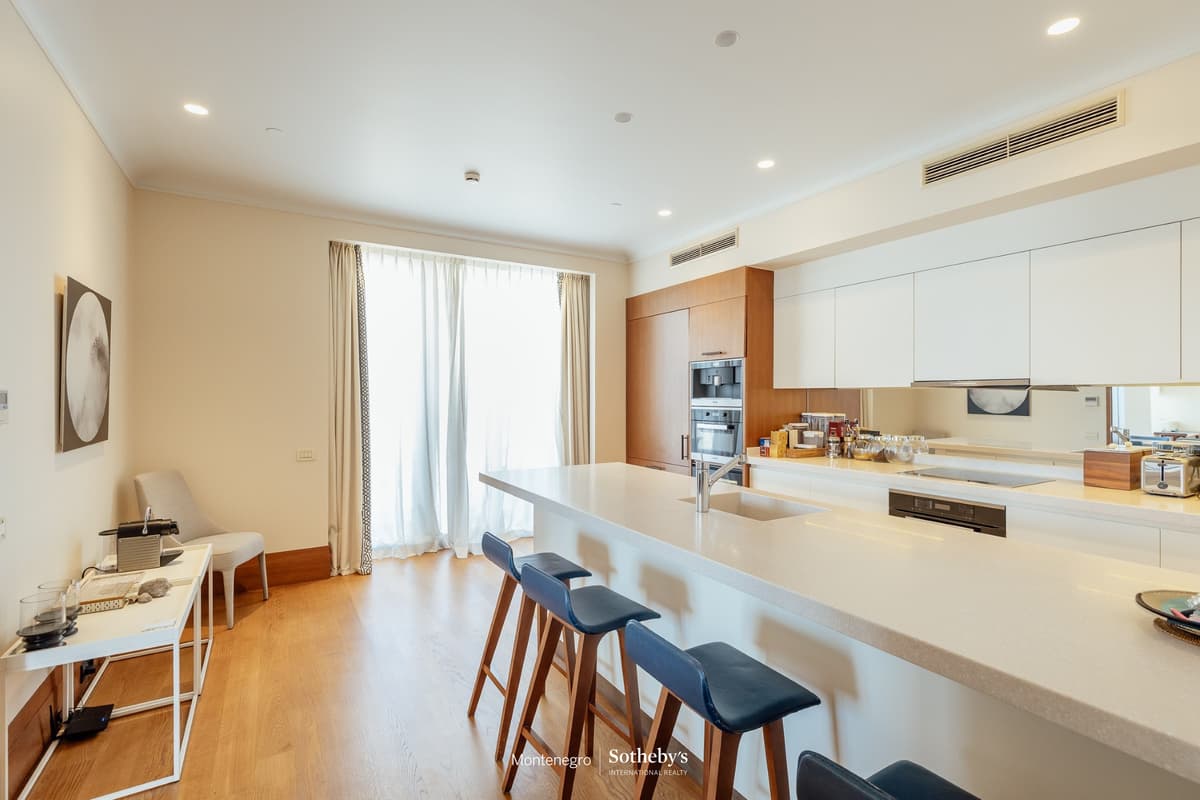 Подпись Regent Penthouse, Тиват, Порто Черногория — фото 6 из 22