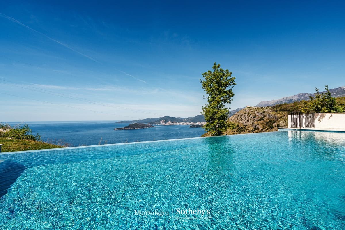 Three-bedroom apartment Tudorovici, Tudorovici, Budva — photo 17 of 17