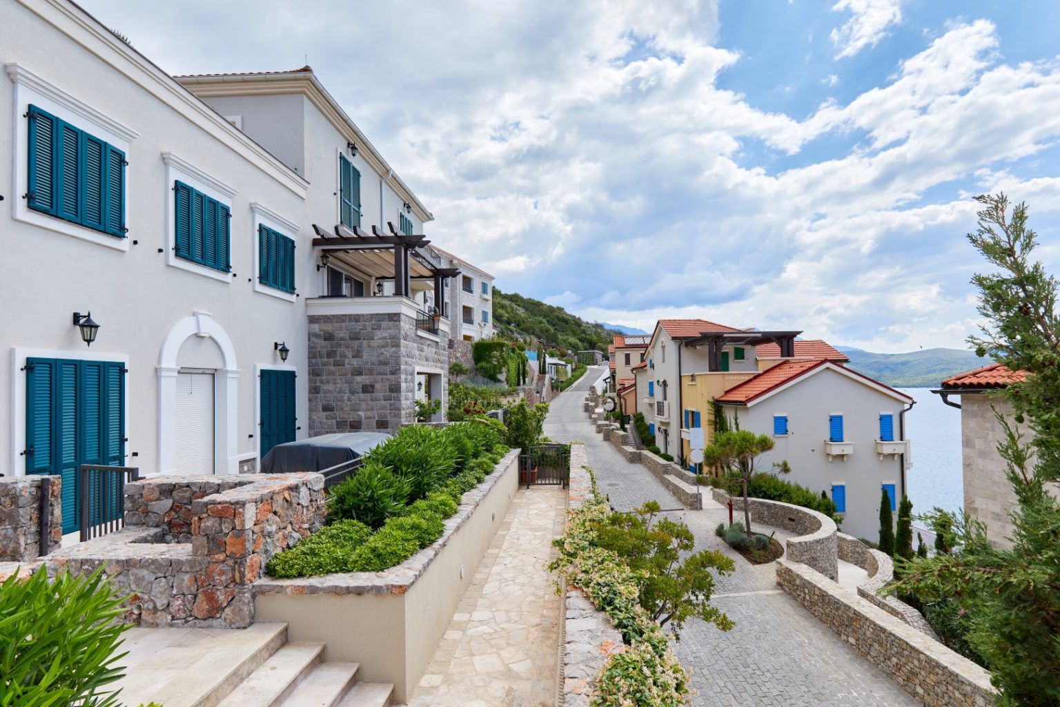 Lavanda Apartment, Lustica Bay