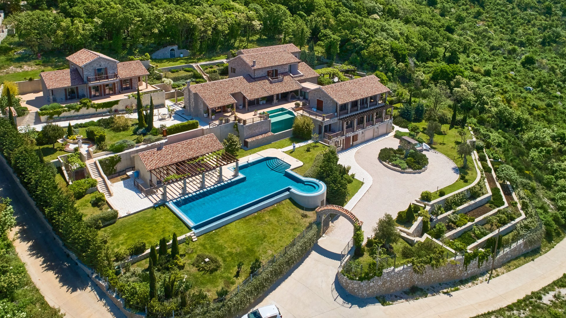 Villa Casa Mare e Monti real estate