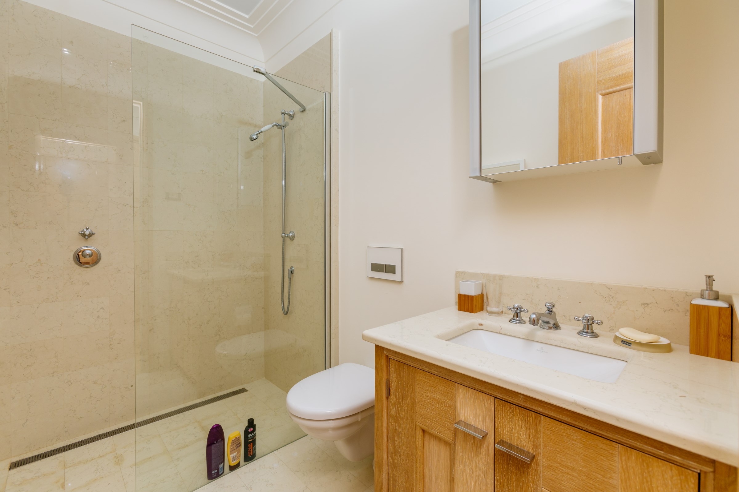 Квартира 8 комнат 240 м² Черногория, Черногория