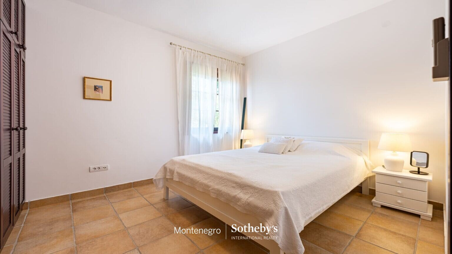 Kostanjica Two Bedroom Apartment