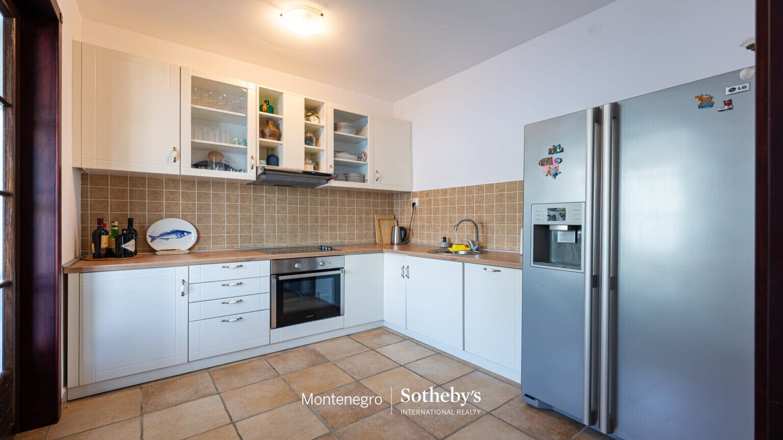 Kostanjica Two Bedroom Apartment