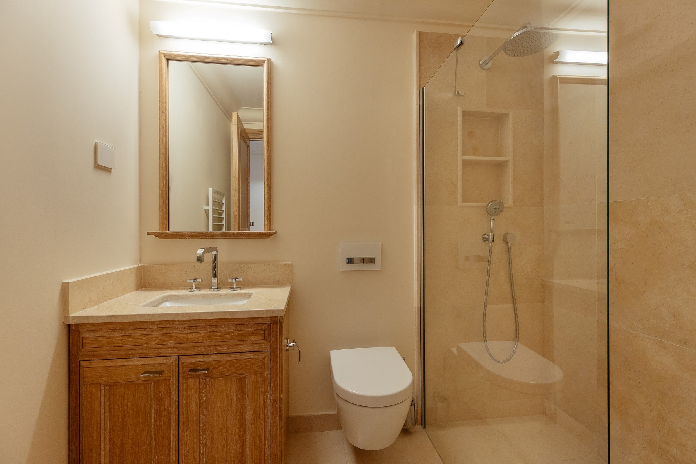 Mieszkanie 4 pokoi 107 m² Czarnogóra, Czarnogóra