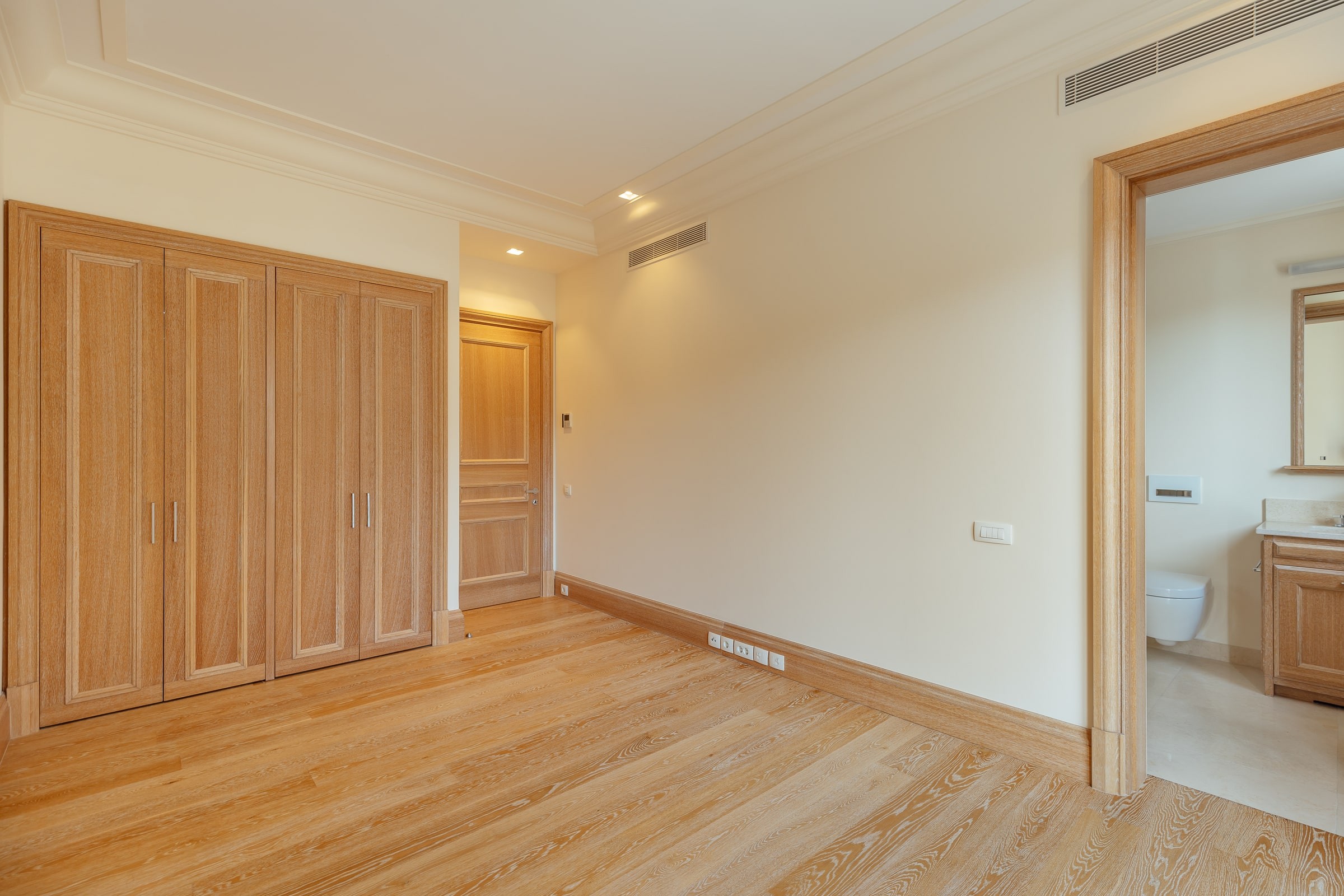Mieszkanie 4 pokoi 107 m² Czarnogóra, Czarnogóra
