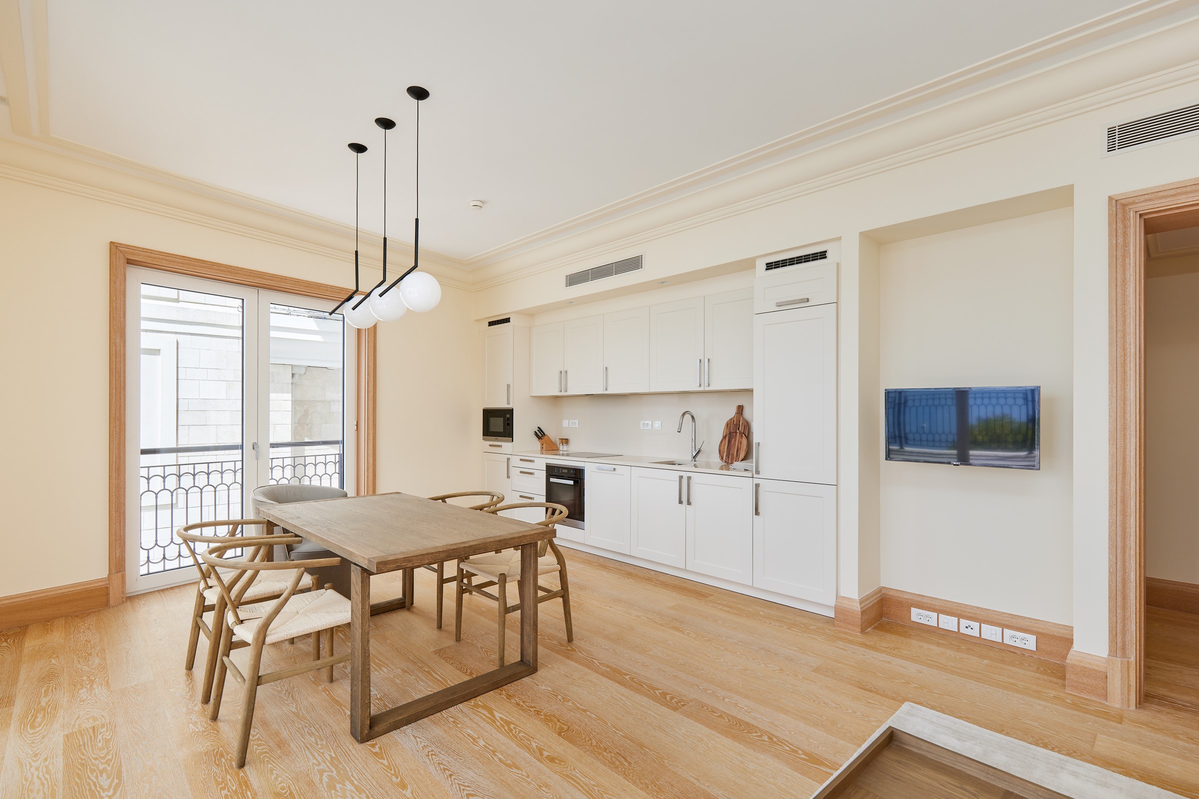 Mieszkanie 4 pokoi 123 m² Czarnogóra, Czarnogóra