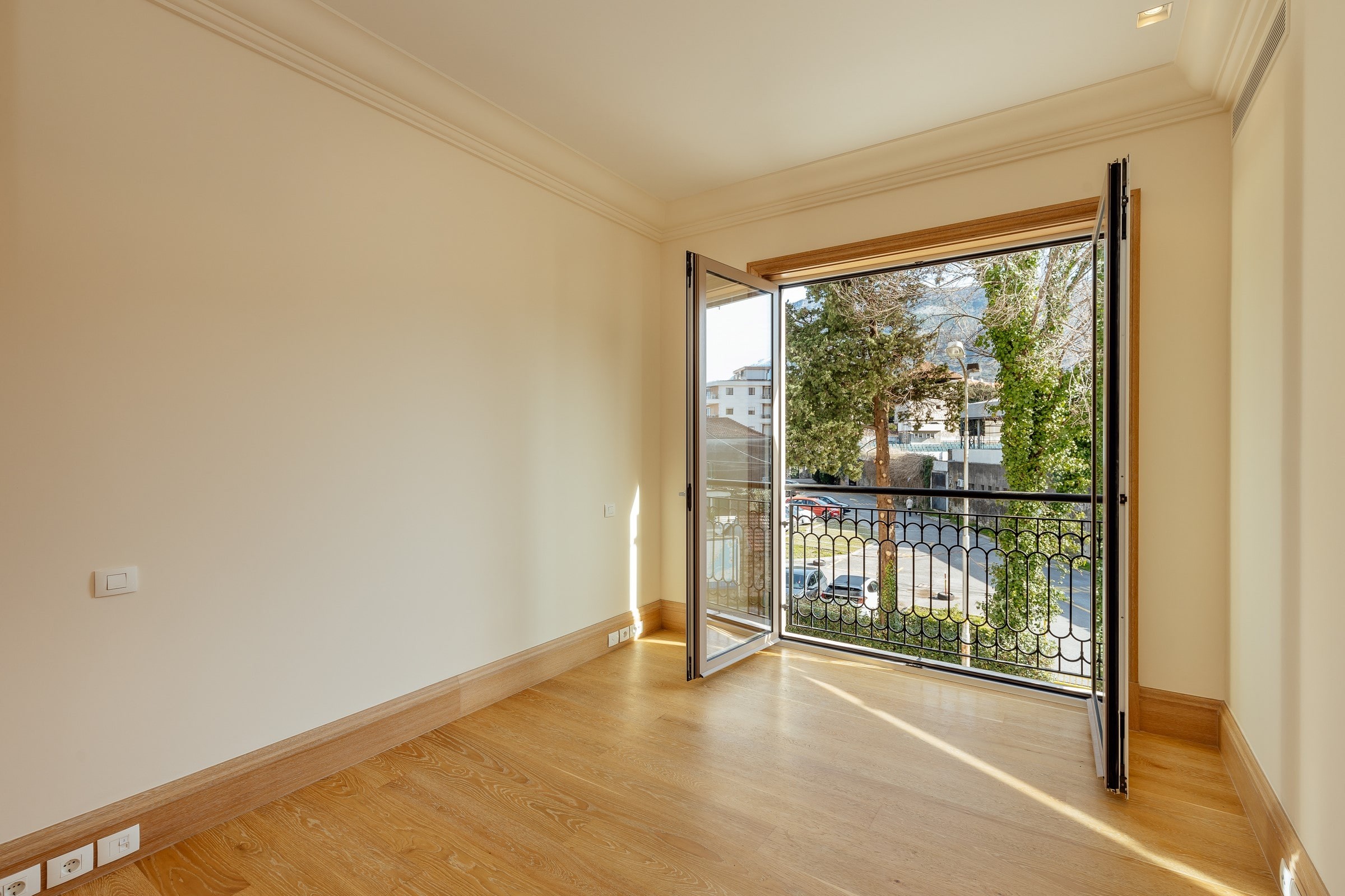 Mieszkanie 4 pokoi 107 m² Czarnogóra, Czarnogóra