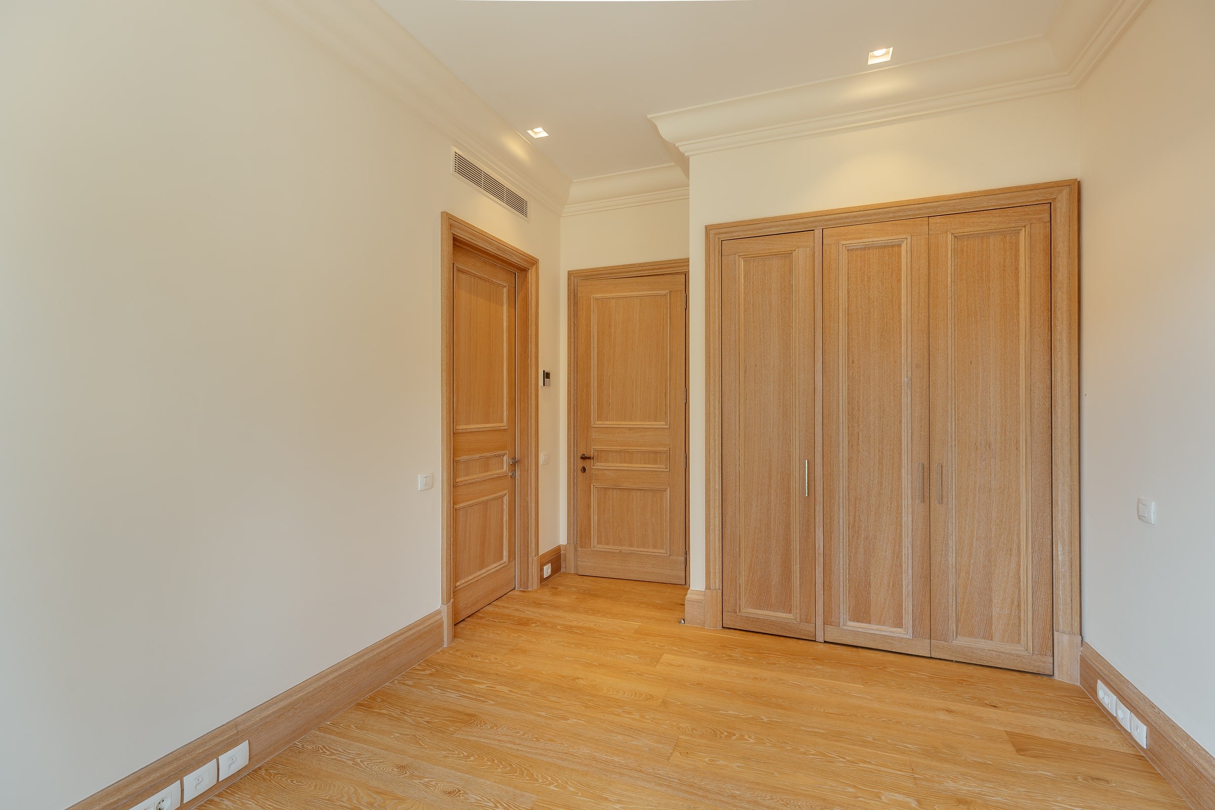 Mieszkanie 4 pokoi 107 m² Czarnogóra, Czarnogóra