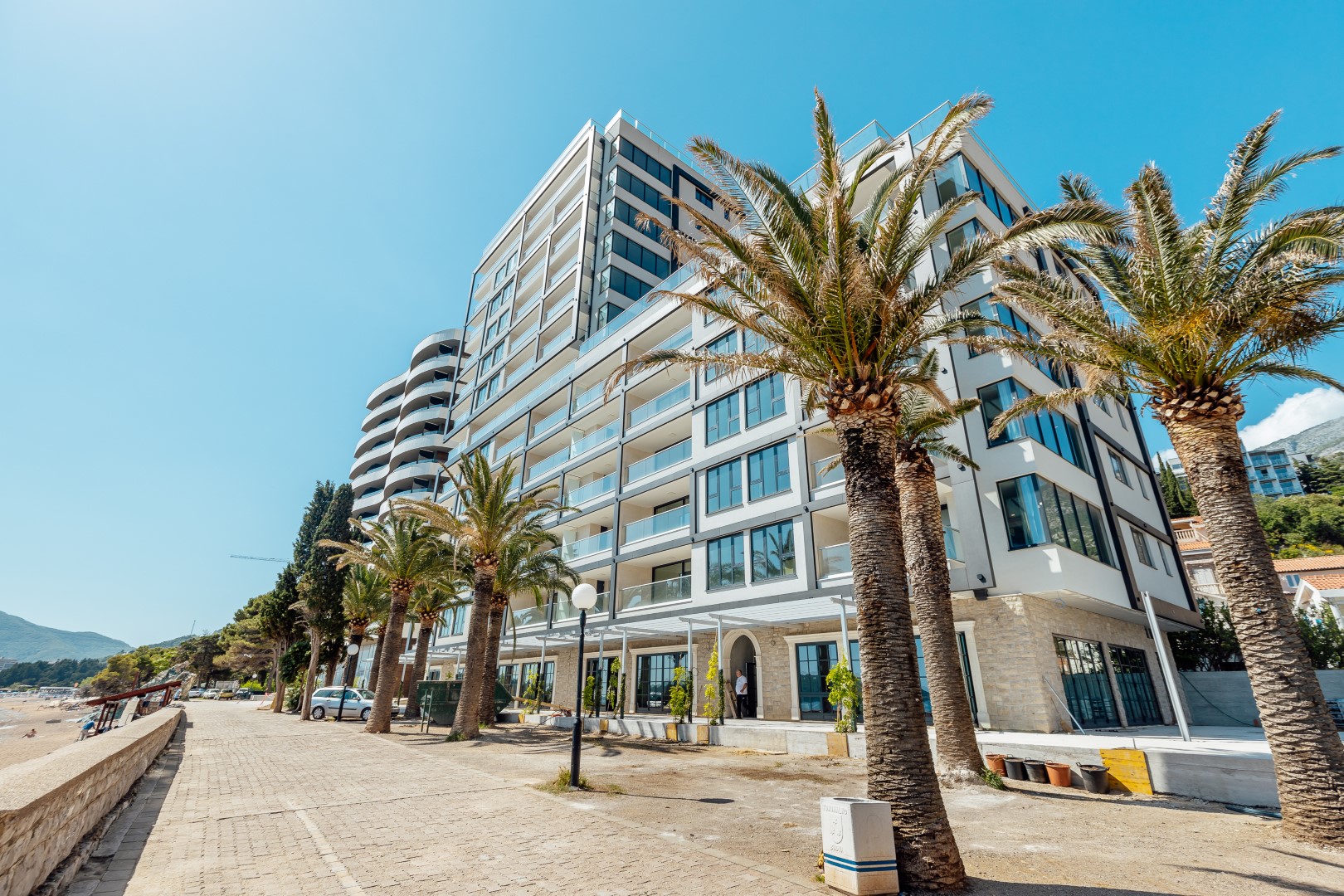 Seafront Apartments in Rafailovici