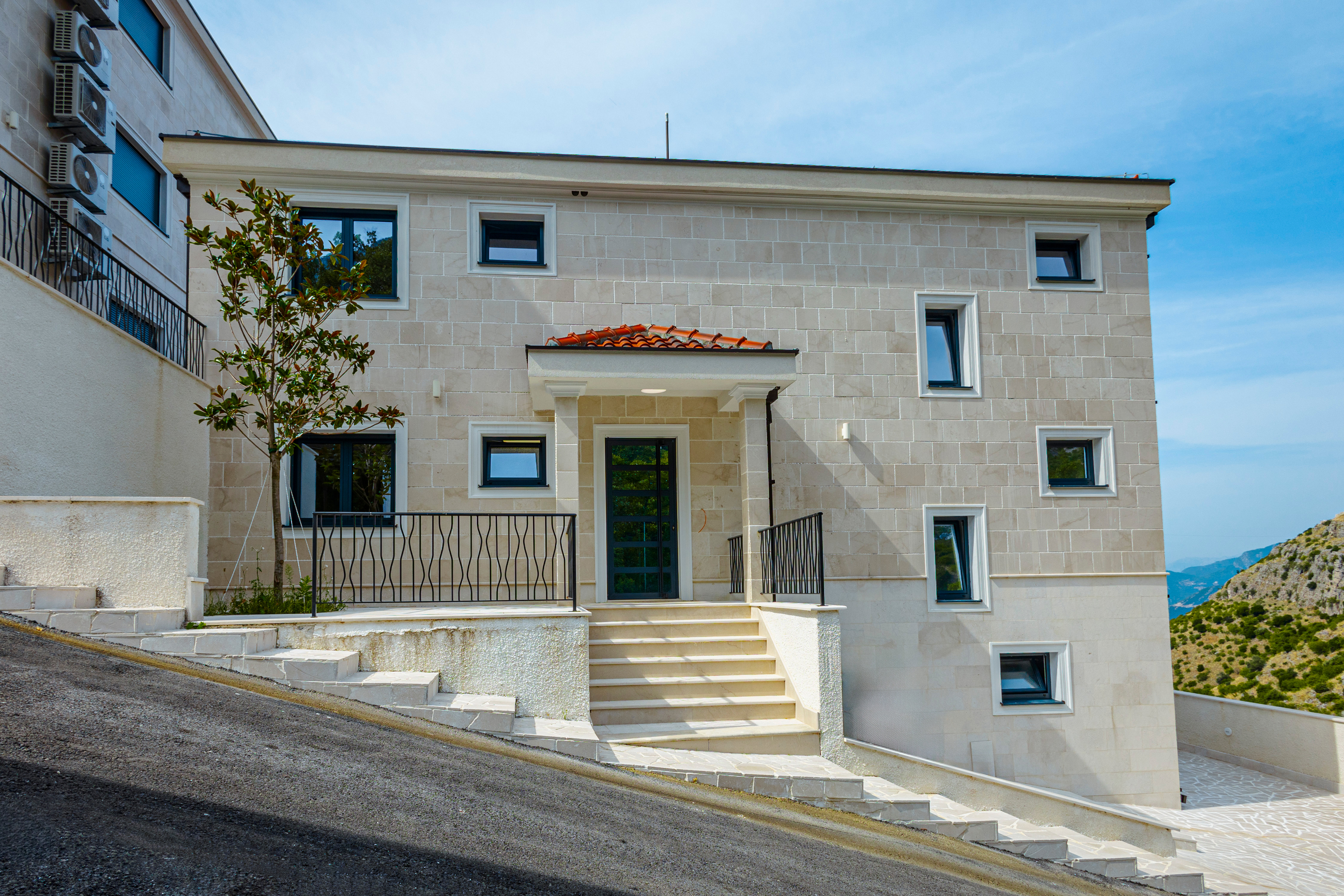 Villa 8 chambres 450 m² Tudorovici, Monténégro